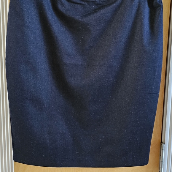 Rickis Skirt - Picture 2 of 2